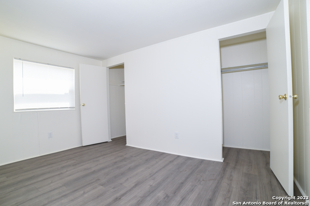 Image 17 of 31 For 215 Greenlawn Ave  A