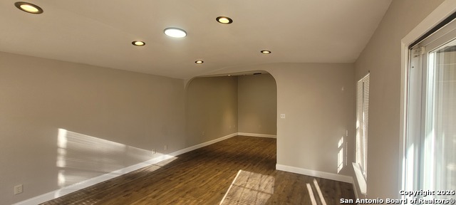 Image 16 of 36 For 141 Trudy Lane