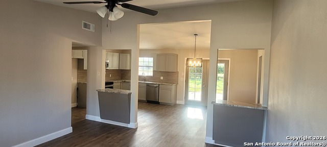 Image 19 of 36 For 141 Trudy Lane