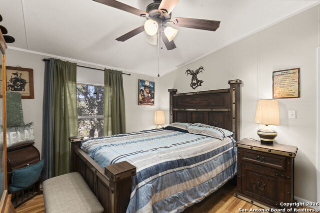 Image 22 of 51 For 166 Elm Shore