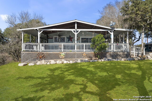 Image 37 of 51 For 166 Elm Shore