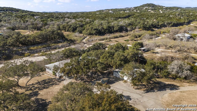 Image 40 of 51 For 166 Elm Shore