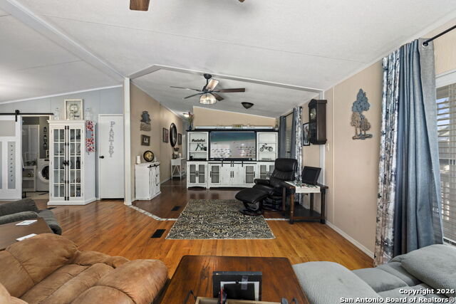 Image 5 of 51 For 166 Elm Shore