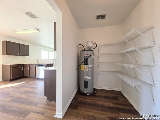 Image 14 of 25 For 4302 Southton Way