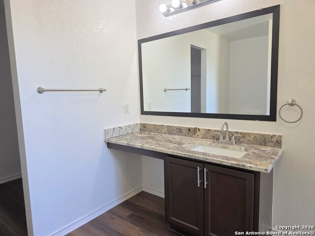 Image 17 of 25 For 4302 Southton Way