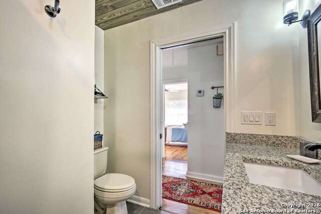 Image 18 of 24 For 1519 Santa Anna