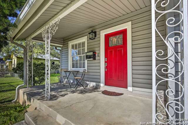 Image 2 of 24 For 1519 Santa Anna