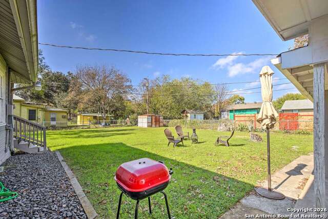 Image 23 of 24 For 1519 Santa Anna