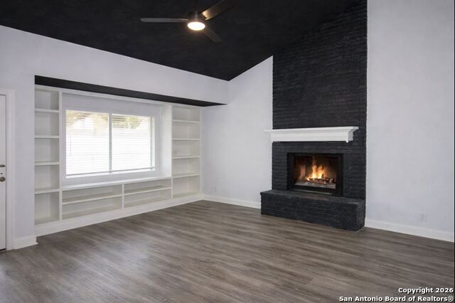 Image 2 of 22 For 27909 Bonn Mountain