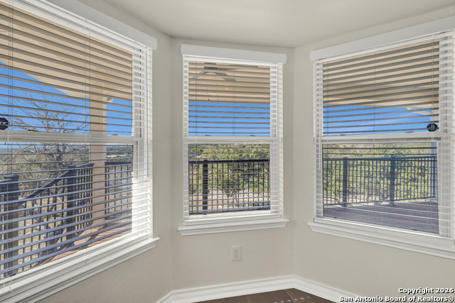 Image 19 of 61 For 713 Mystic Breeze