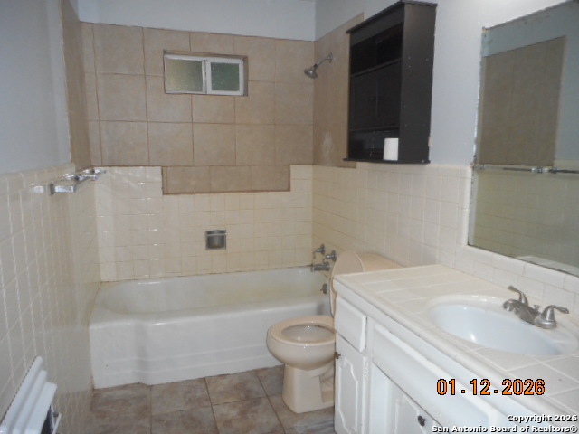 Image 11 of 15 For 1012 Anna Dr