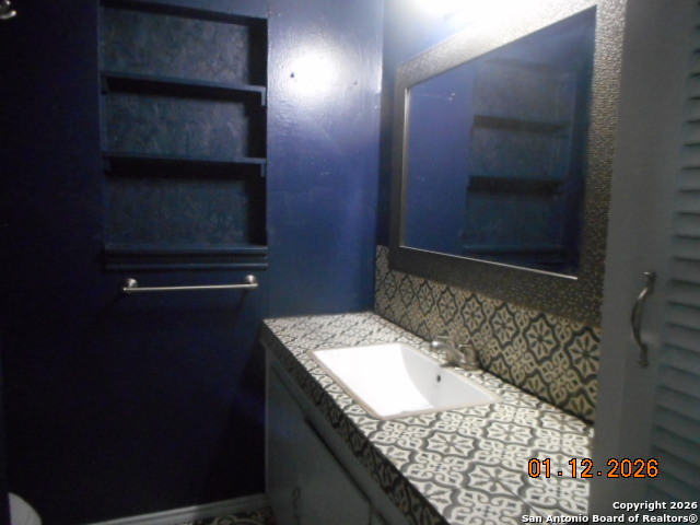 Image 9 of 15 For 1012 Anna Dr