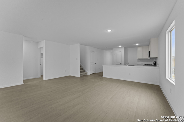 Image 9 of 30 For 1834 Stonechat