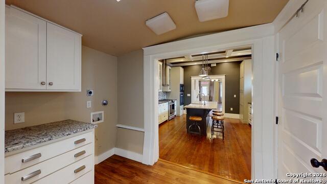 Image 25 of 37 For 819 W French Pl