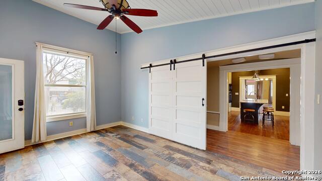 Image 27 of 37 For 819 W French Pl