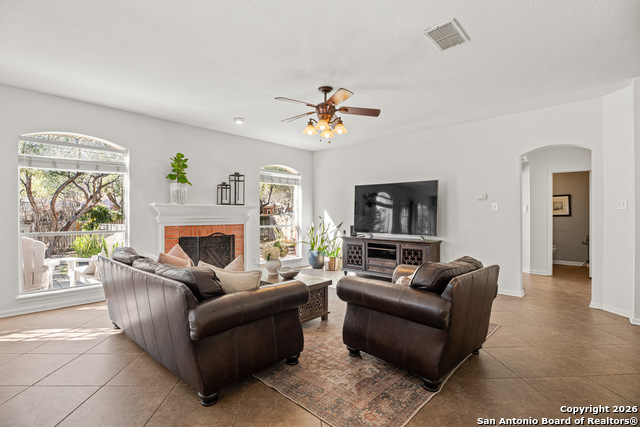 Image 8 of 50 For 2402 Noor  