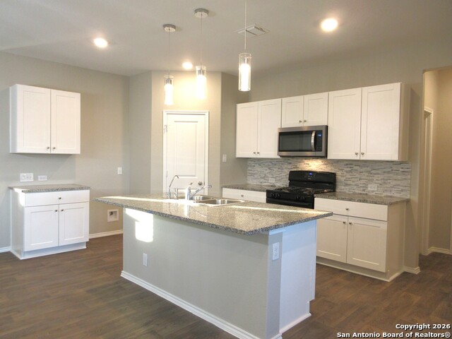 Image 2 of 15 For 133 Middle Green