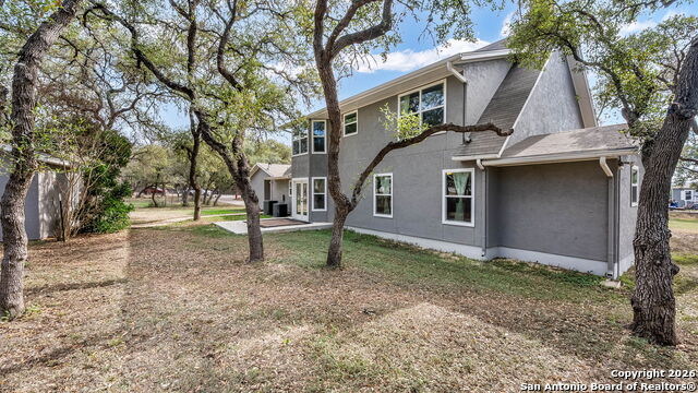 Listing photo id 20 for 5410 Fm 1863