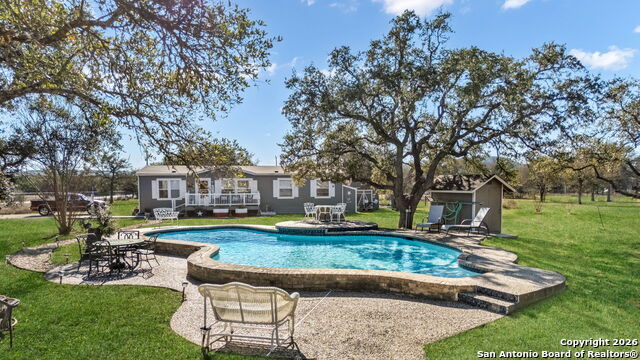 Listing photo id 22 for 5410 Fm 1863
