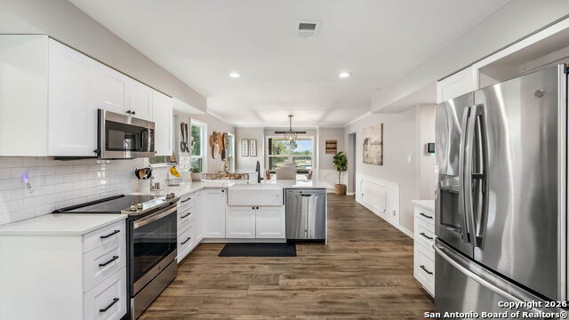 Listing photo id 2 for 5410 Fm 1863