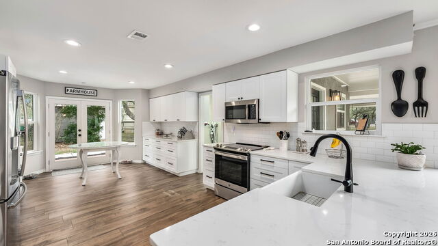 Listing photo id 4 for 5410 Fm 1863