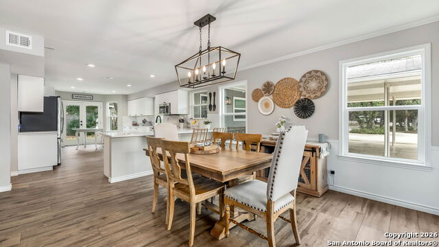 Listing photo id 5 for 5410 Fm 1863