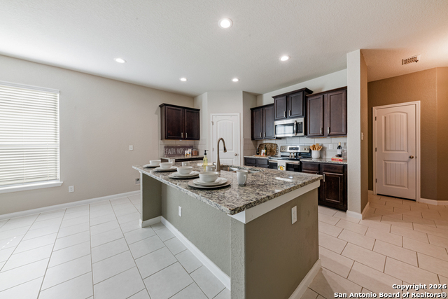 Image 10 of 37 For 2841 Silo Turn