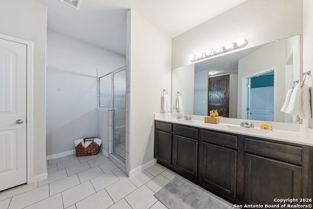 Image 23 of 37 For 2841 Silo Turn