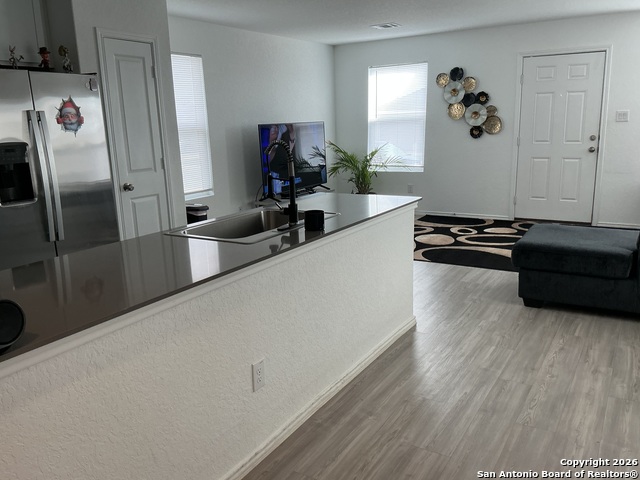 Image 11 of 21 For 14451 Source Circle