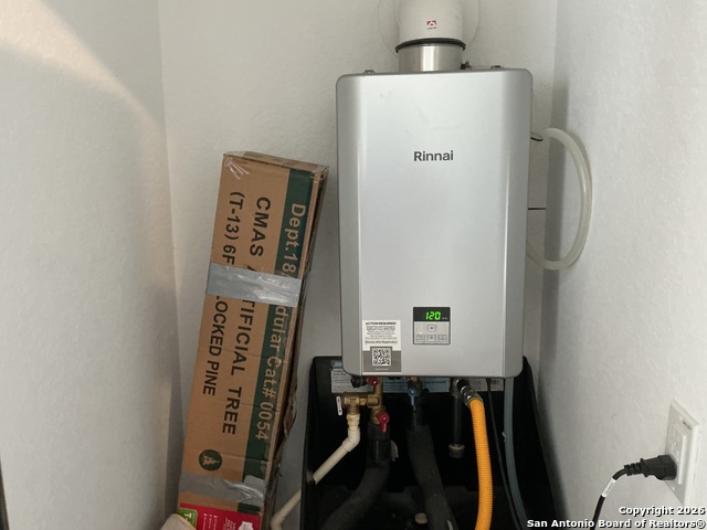 Image 12 of 21 For 14451 Source Circle