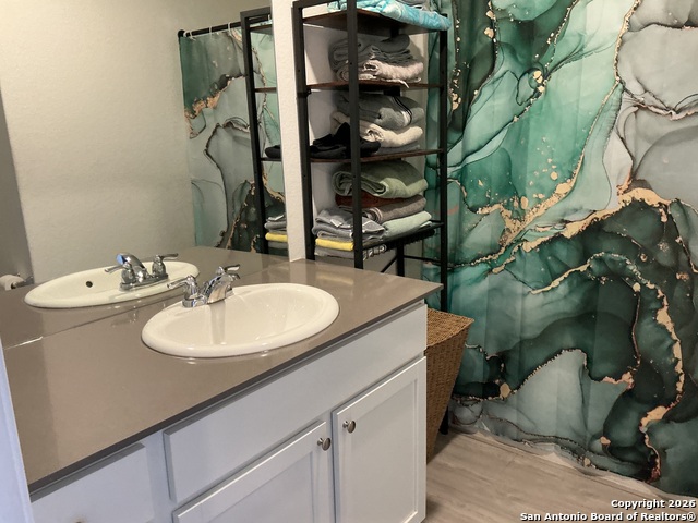 Image 20 of 21 For 14451 Source Circle