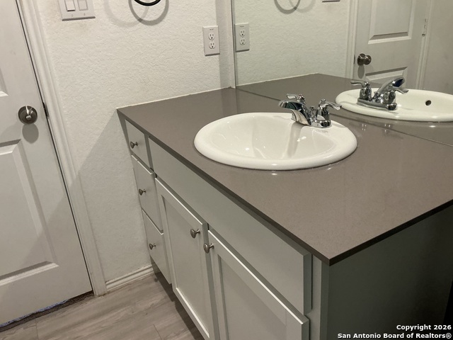 Image 21 of 21 For 14451 Source Circle