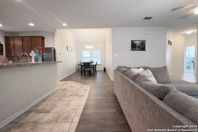 Image 5 of 35 For 8949 Elizabeth