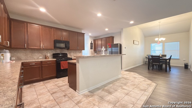 Image 7 of 35 For 8949 Elizabeth