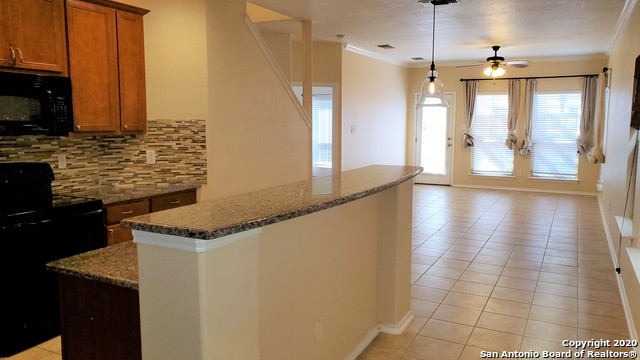 Image 5 of 40 For 13124 Brook Arbor