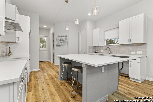 Image 16 of 37 For 505 Linden  