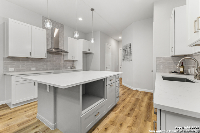 Image 18 of 37 For 505 Linden  