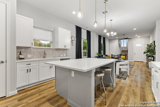 Image 19 of 37 For 505 Linden  