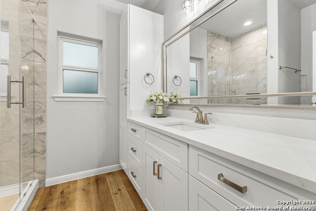 Image 34 of 37 For 505 Linden  