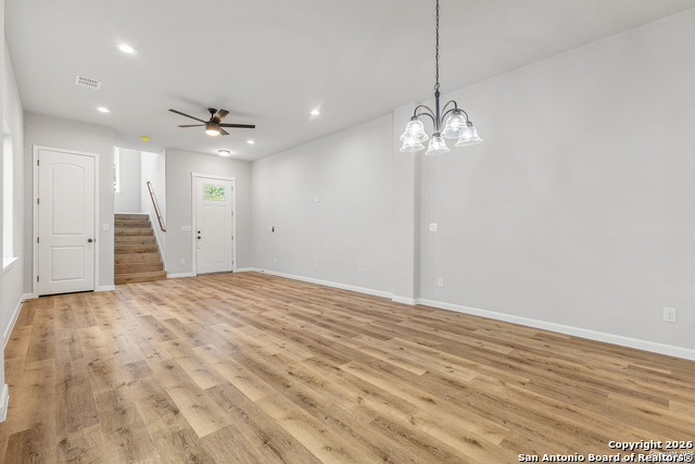 Image 10 of 31 For 507 Linden  