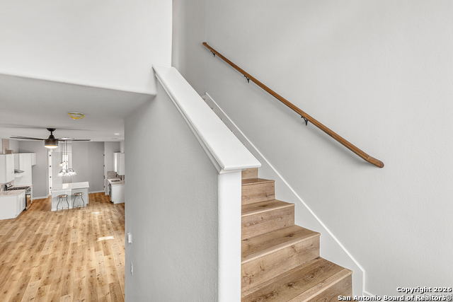 Image 13 of 31 For 507 Linden  