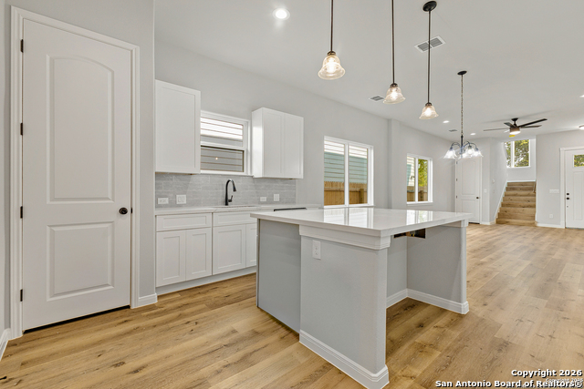 Image 28 of 31 For 507 Linden  