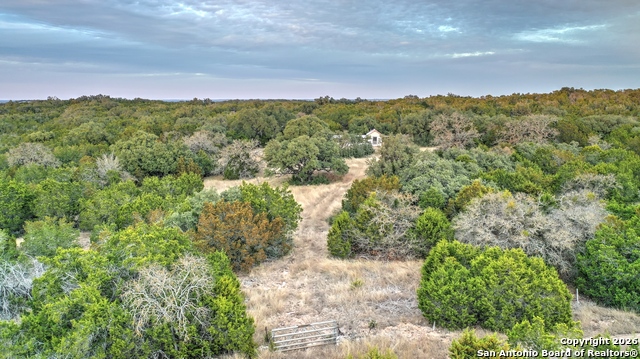 Listing photo id 2 for 438 Yellowstone Lane