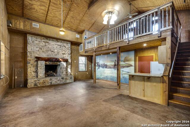 Image 18 of 50 For 360 Kirk Ln  