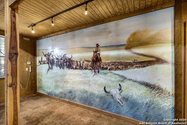 Image 20 of 50 For 360 Kirk Ln  