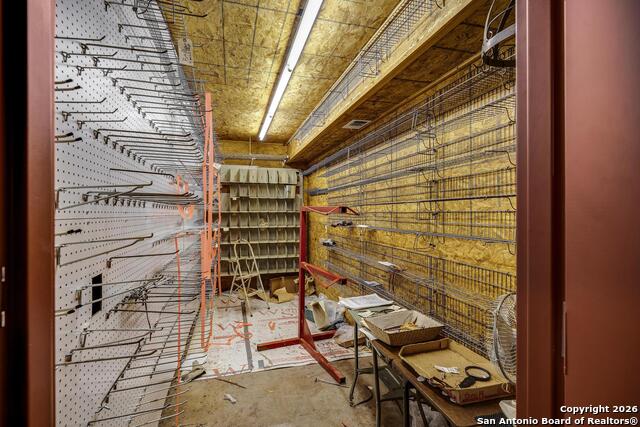 Image 24 of 50 For 360 Kirk Ln  