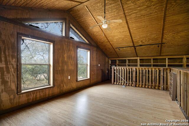 Image 26 of 50 For 360 Kirk Ln  