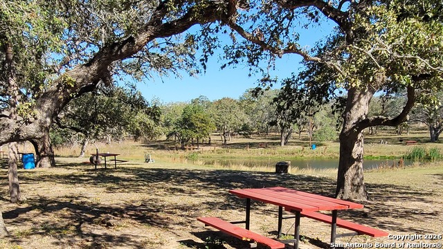 Image 23 of 28 For 876 Evening Shade