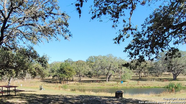 Image 24 of 28 For 876 Evening Shade