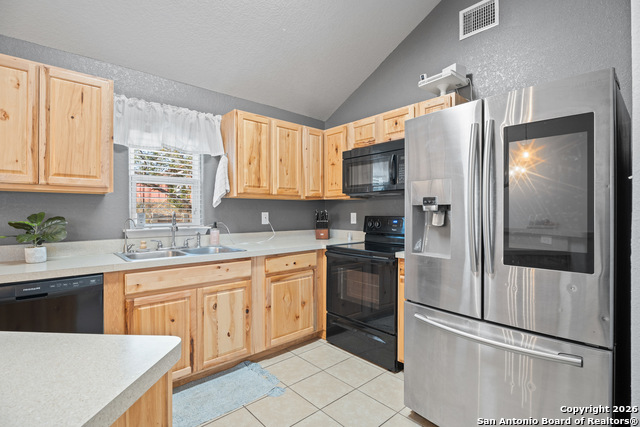 Image 15 of 30 For 1376 Hedgestone